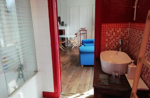 Felletin Bed & Breakfast | 3 Place des Arbres, Chambres D'Hôtes, Felletin