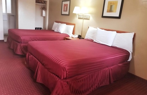 Williams House | 3 Quiet, Comfortable Units in Williams, Free Bfast & Parking, Elk Ridge Ski Lift