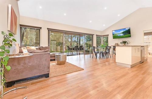 Moama House | #3 Riverspa - Riverfront apartment overlooking the Murray