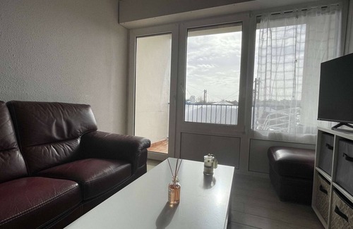 Port District Apartment | 3-room Apartment - Balcony with Sea View - 4 Guests - Near Beach