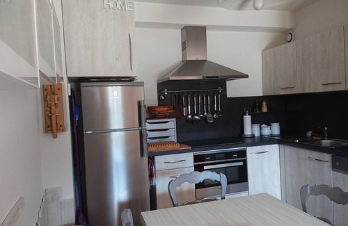 Vaujany Apartment | 3 room apartment, 56 m2, 6/7 people - quiet, in a small residence