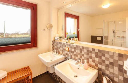 Lohme Apartment | 3-room apartment "Albatros" - House Fore, at the national park, golf course, close to the beach