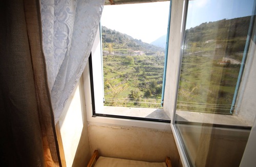 Ascros Apartment | 3 room apartment between sea and mountains