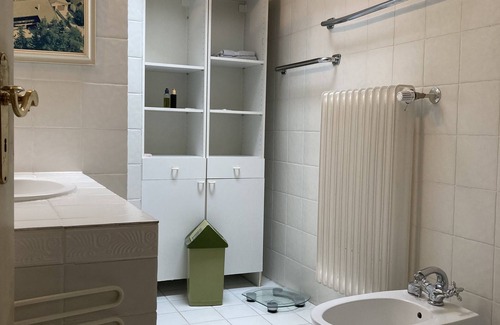 Krailling Apartment | 3 room apartment in a detached house in Krailling near Munich, S-Bahn