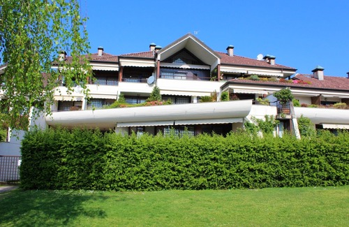 Feriolo Apartment | 3-room apartment in a residence with pool directly on the sandy beach