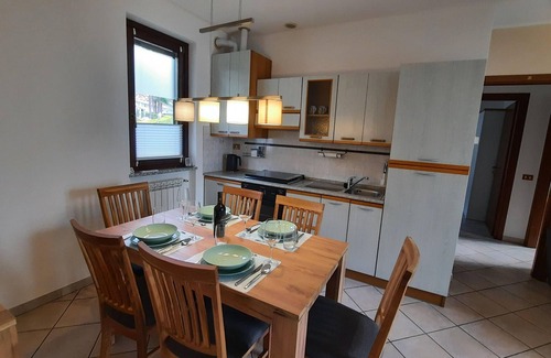 Castello Apartment | 3-room apartment in a residence with pool and sunbathing lawn