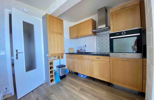 Saint-Jacques Apartment | 3-Room Apartment with Balcony and Parking - Sarzeau