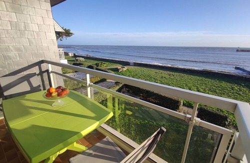 Saint-Jacques Apartment | 3-Room Apartment with Balcony and Parking - Sarzeau
