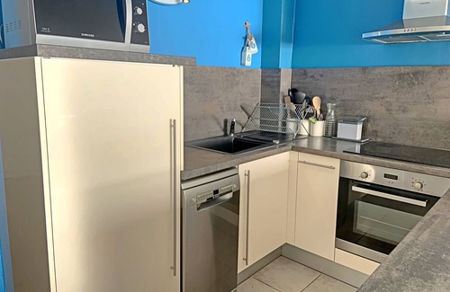 Kerroch Apartment | 3-Room Apartment with Terrace 30m from Shops and Beach in Ploemeur