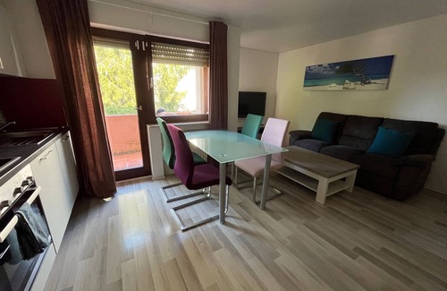 Neckarsulm Apartment | 3 Room Appartment (70 m2) with 2 Bedrooms, Balcony & Garage