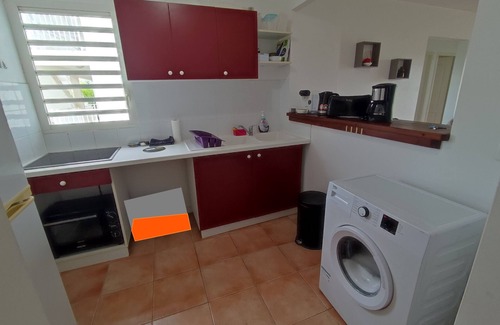 Le Gosier Apartment | 3 room apt. for 2-6 people, sea view, pool, air conditioning; Guadeloupe centre