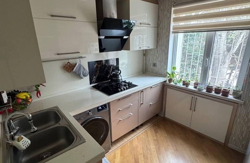 Yasamal Apartment | 3 Room Green View Apartment in the Heart of Baku