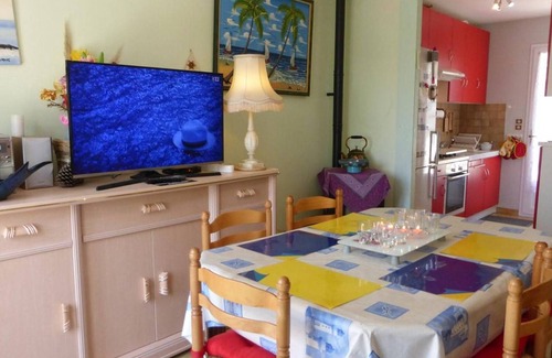 Landevieille House | 3-room house, 5 sleeps in Landevieille, terrace, Wi-Fi