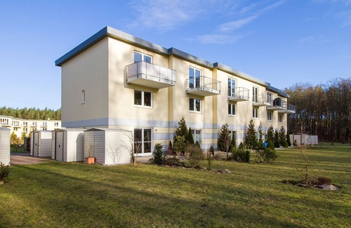 Gelbensande Apartment | 3-room maisonette for 4 people with WLAN