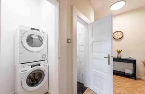 Kosice Old Town Apartment | 3 - room Masaryk 100m2 Apartment B Centrum Košice