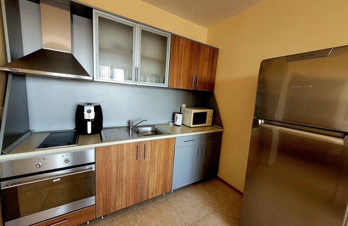 Kavarna Apartment | 3-room new apartment, 5-min walk to 3 sandy beaches