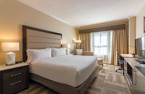 Historic District - North Hotel | 3-Star Hotel ∙ Holiday Inn Express Savannah - Historic District, an IHG Hotel