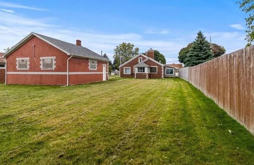 Erie House | 3 Sons Getaway