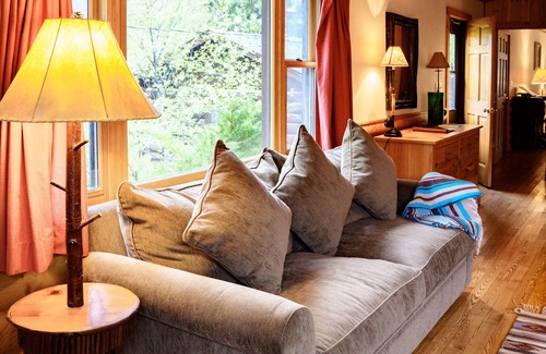 Dubois House | 3 Spear Ranch