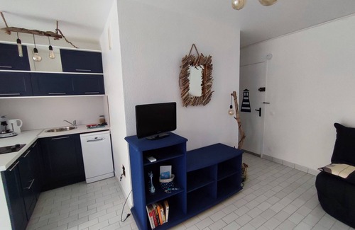 Argeles Plage Apartment | 3-star air-conditioned apartment near the beach in a residence with swimming pool