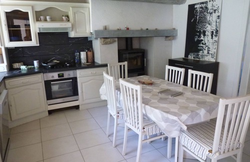 La Croix-Hellean House | 3-star gîte. Beautiful family home in the Breton countryside