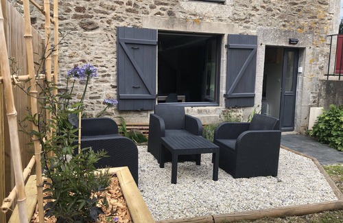 Pleurtuit House | 3-star gîte "la Belle Fumée" in quiet location with large garden, near Rance and sea