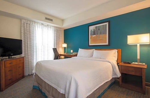 Piper Glen Estates Hotel | 3-Star Hotel ∙ Residence Inn by Marriott Charlotte Piper Glen