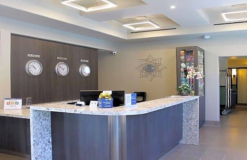 Winnetka Hotel | 3-Star Hotel ∙ Best Western Canoga Park Motor Inn