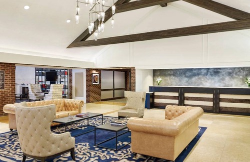 Hunt Valley Hotel | 3-Star Hotel ∙ Delta Hotels by Marriott Baltimore Hunt Valley