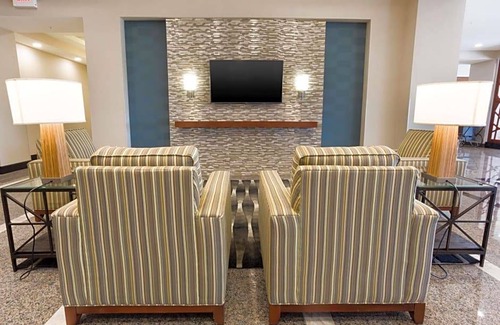 Northgate Hotel | 3-Star Hotel ∙ Drury Inn & Suites Colorado Springs Near the Air Force Academy