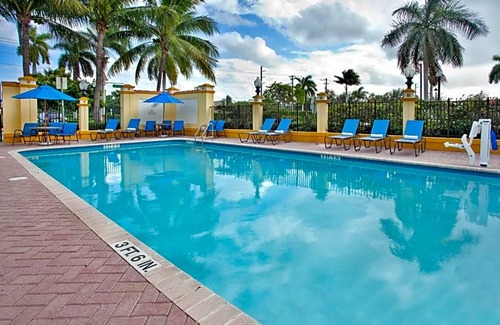 Boca Raton Hotel | 3-Star Hotel ∙ Hilton Garden Inn Boca Raton