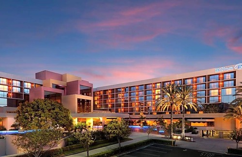 Costa Mesa Hotel | 3-Star Hotel ∙ Hilton Orange County/Costa Mesa