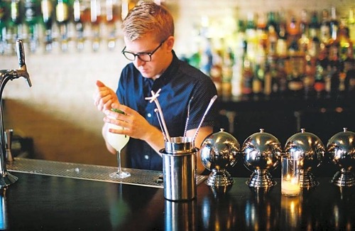 Wilshire Center Hotel | 3-Star Hotel ∙ Hotel Normandie - Los Angeles