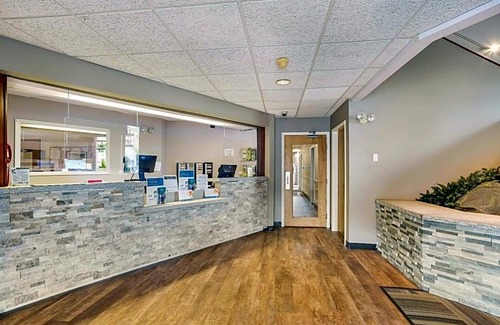 Gorham Hotel | 3-Star Hotel ∙ Quality Inn & Suites