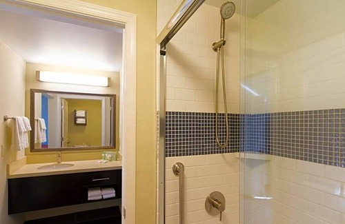 Amherst Hotel | 3-Star Hotel ∙ Staybridge Suites Buffalo-Amherst, an IHG Hotel