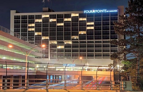 Newton Corner Hotel | 3-Star Hotel ∙ Four Points by Sheraton Boston Newton
