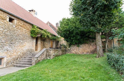 Grolejac House | 3-star-rated holiday home in the countryside, with renovated interior