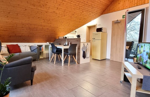 Seevetal Apartment | 3 stars! DG apartment with a covered balcony in a quiet location!