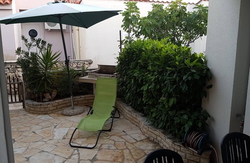 Kolanjski Gajac House | 3 Sterne Ferienhaus Leonarda/strand Zrce