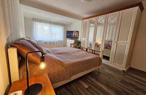 Korbach Apartment | 3 Sterne FeWo Gold-Blick Urlaub zwischen Edersee und Willingen
