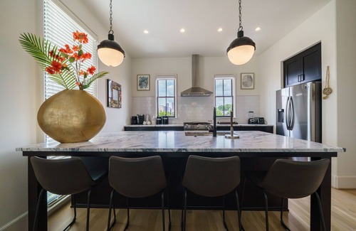 Summerhill House | 3 Story 2BR-2.5BA Townhouse w/Terrace/pool Downtown ATL OpenJUNE 22-27,JULY 2-11