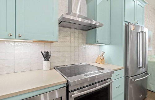 Cinnamon Shore House | 3-Story Townhome w/Chic Coastal Interiors & Great Amenities@Cinnamon Shore