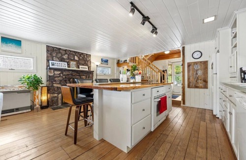 Gray House | 3-story waterfront haven w/unparalleled views, Hotspring spa, watch our video!