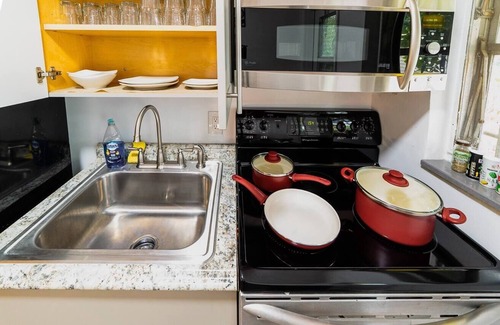 Lake Ridge Apartment | ✨ #3 Studio close to Bike Rental and Beach