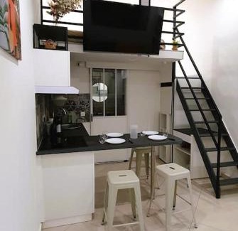 Saint-Denis Apartment | 3 studios autour d'un patio commun