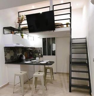 Saint-Denis Apartment | 3 studios autour d'un patio commun