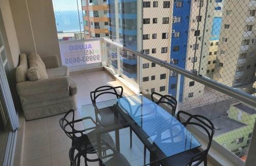 Andorinha Apartment | 3 suítes grandes, 4 garagens, Vista mar, ótima localização a 2 minutos do mar em Meia Praia - Itapema