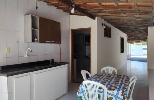 Ponta da Cruz House | 3 Suites no Cond Arauá