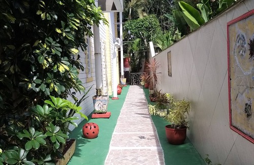 Boraceia House | 3 SUITES/PRIVATE POOL - COVERED - HEATED/CLOSED COTTAGE/Wi-FI/NETFLIX/200M BEACH