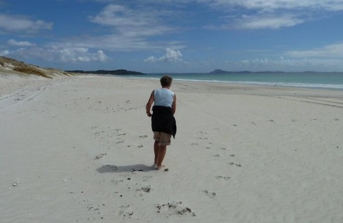 Karkari Peninsula House | 3 to 5 min walk to beach